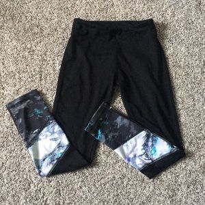 Girls 10 - SO Leggings with Detail!